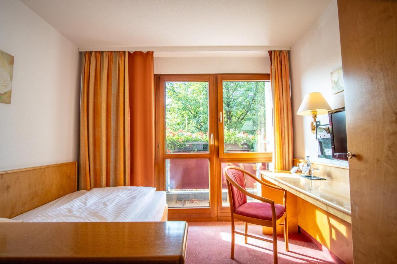 Hotel Restaurant Lamm Hebsack Remshalden Bagian luar foto